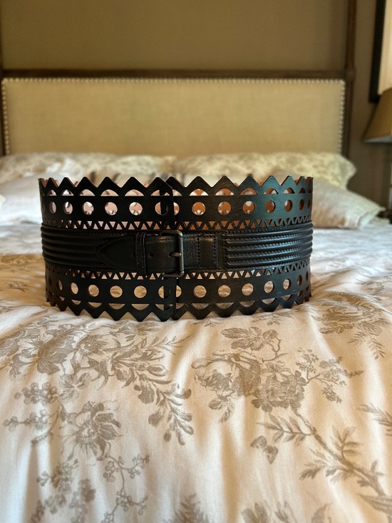 NEW W/O TAGS AUTHENTIC ALAIA BLACK LEATHER BELT SIZE 80